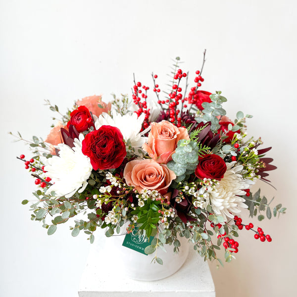 Signature Holiday Mix • Seasonal • In a Vase